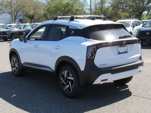 New 2026 Nissan Kicks SV FWD image 6