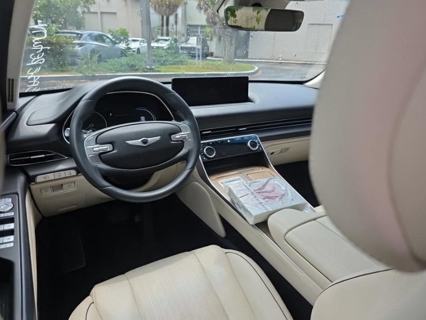 Used 2024 Genesis GV80 2.5T w/ Advanced Package AWD/4WD image 6