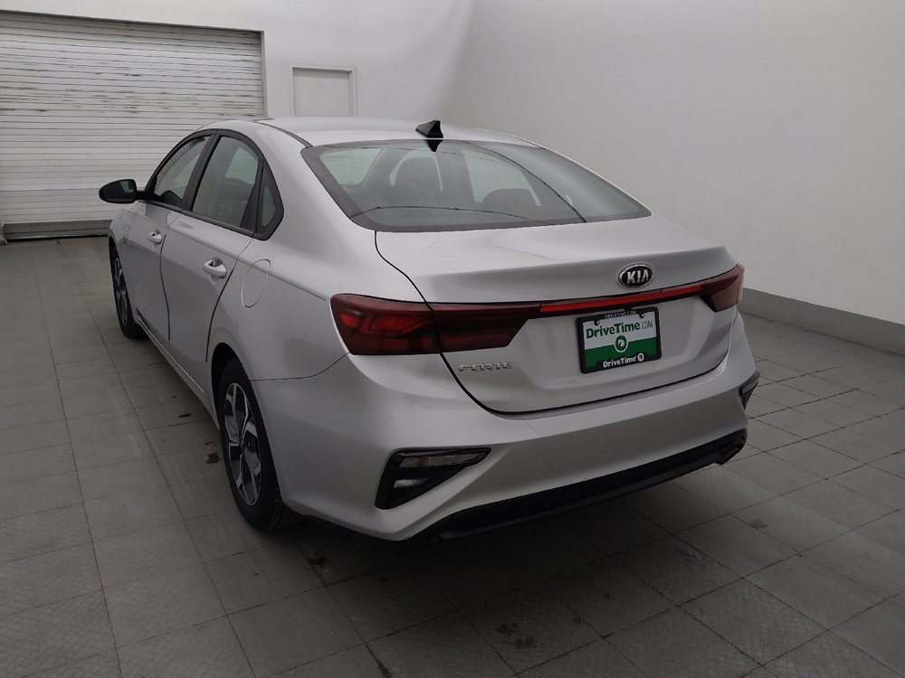 Used 2019 Kia Forte LXS FWD image 5