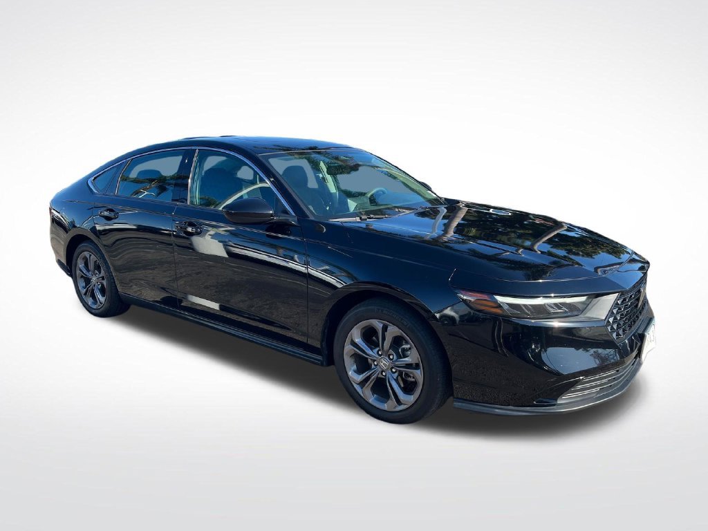 Certified 2023 Honda Accord EX image 7