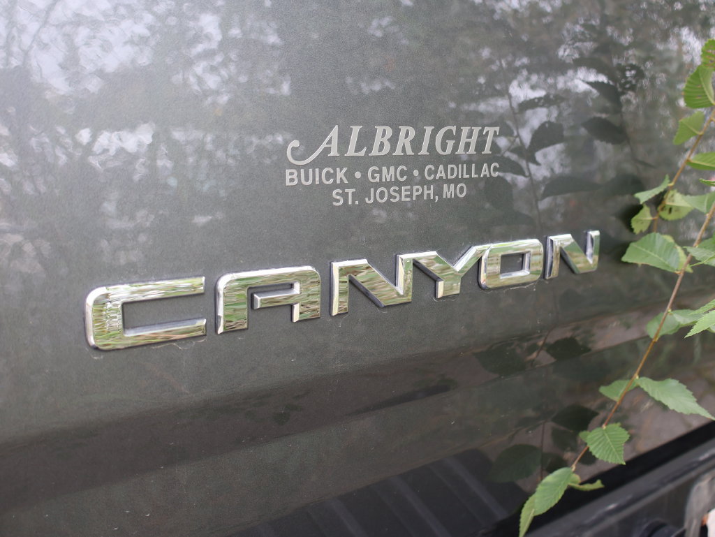 Used 2020 GMC Canyon Denali AWD/4WD image 15