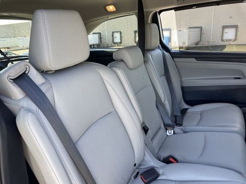 Certified 2024 Honda Odyssey EX-L image 28