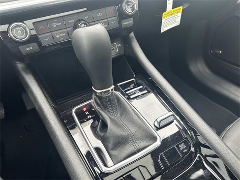 New 2026 Jeep Compass Limited image 12