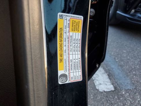 Used 2025 Chevrolet Blazer LT FWD image 30