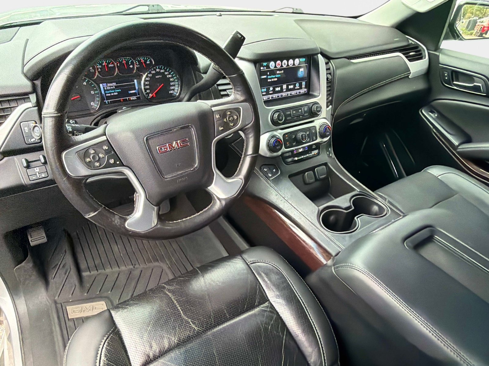 Used 2018 GMC Yukon SLT w/ Open Road Package RWD image 23