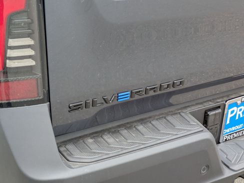 New 2026 Chevrolet Silverado EV Trail Boss w/ Premium Package image 27