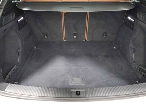 Used 2023 Audi Q5 2.0T Premium w/ Convenience Package image 38