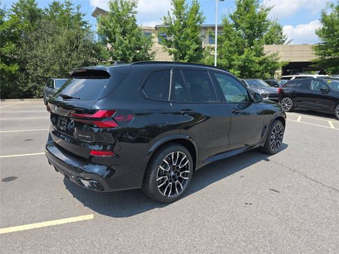 New 2026 BMW X5 xDrive40i w/ M Sport Package AWD/4WD image 3
