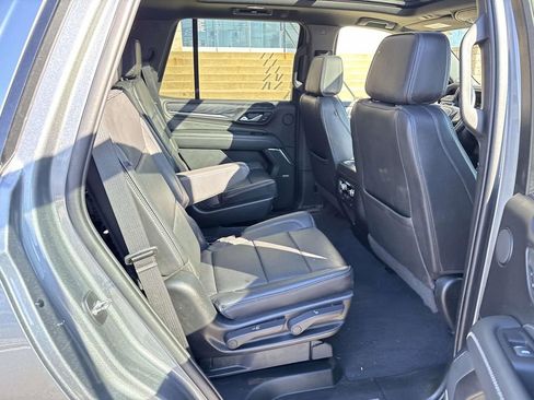 Used 2022 GMC Yukon Denali image 13