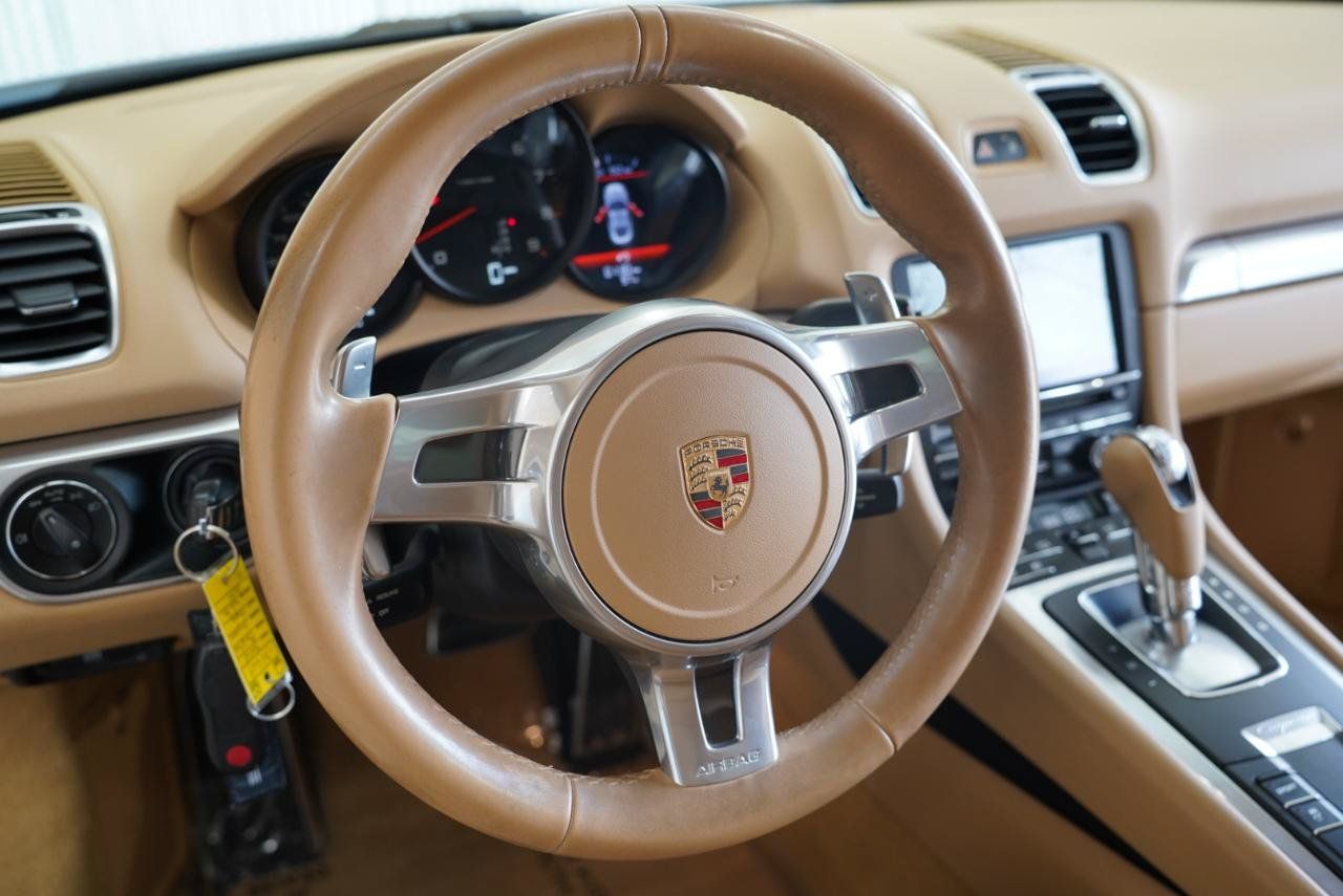 Used 2014 Porsche Cayman RWD image 11