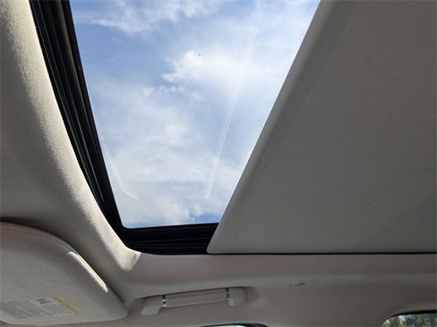 Used 2020 Lincoln Navigator L Black Label w/ Cargo Convenience Package image 21