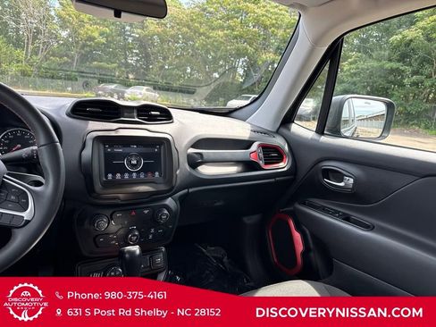 Used 2020 Jeep Renegade Trailhawk image 38