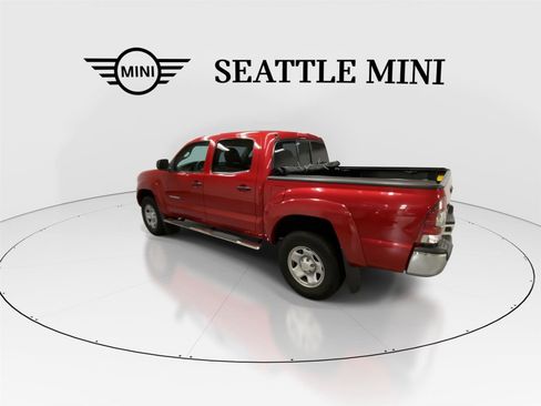Used 2011 Toyota Tacoma PreRunner image 8