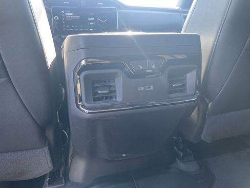 Used 2022 GMC Sierra 1500 AT4 w/ AT4 Preferred Package image 25