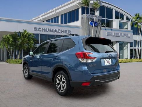 Certified 2023 Subaru Forester Premium AWD/4WD image 5