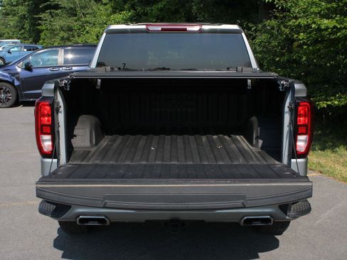 Used 2025 GMC Sierra 1500 Elevation w/ X31 Off-Road Package AWD/4WD image 7