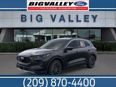 New 2025 Ford Escape SE w/ PHEV Premium Package