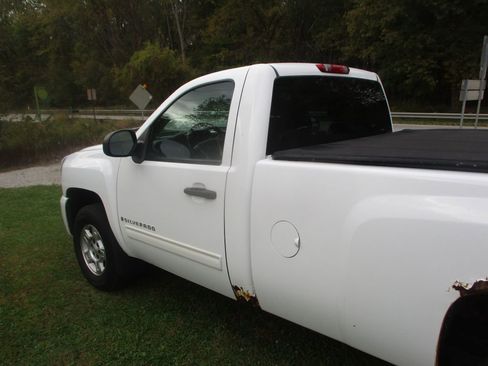 Used 2009 Chevrolet Silverado 1500 LT image 8