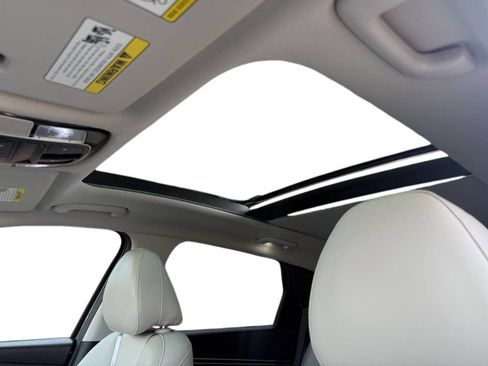 Used 2022 Hyundai Tucson Limited image 8