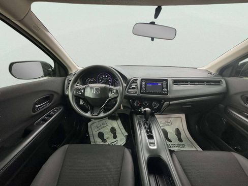 Used 2019 Honda HR-V LX image 18