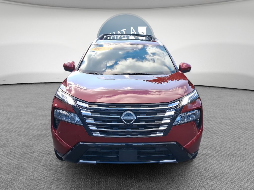 Used 2025 Nissan Rogue Platinum w/ Platinum Premium Package FWD image 9