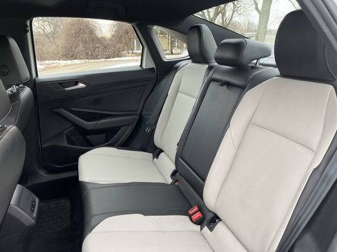 Used 2020 Volkswagen Jetta R-Line w/ R-Line Cold Weather Package image 28