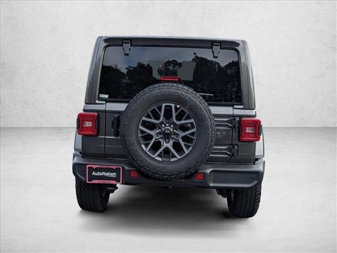 New 2026 Jeep Wrangler Unlimited Sahara AWD/4WD image 6