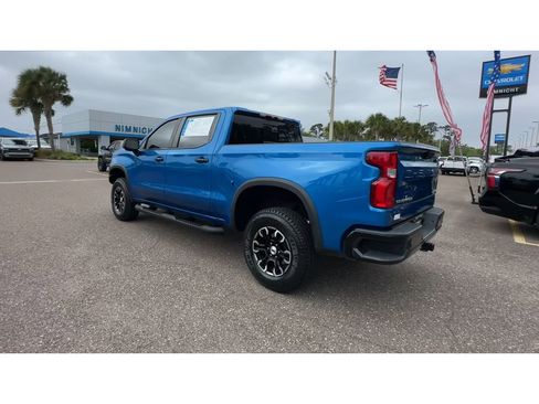 Used 2022 Chevrolet Silverado 1500 ZR2 image 4