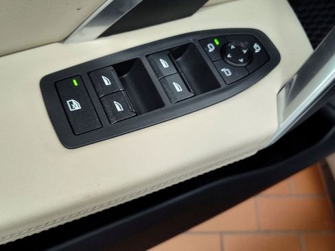 Used 2025 BMW X1 xDrive28i w/ Premium Package image 13