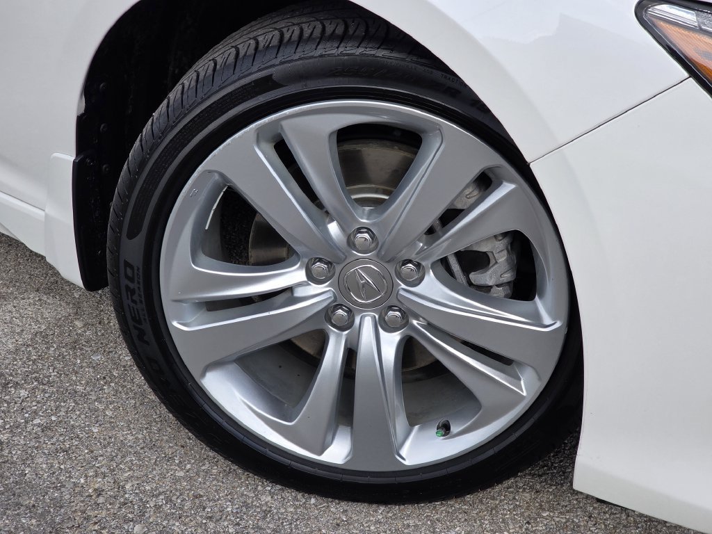 Used 2022 Acura TLX w/ Technology Package FWD image 7