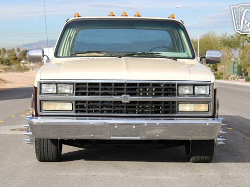 Used 1989 GMC Sierra 3500 Crew Cab Dually image 34
