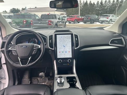Used 2023 Ford Edge SEL w/ Convenience Package image 15