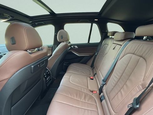 Used 2020 BMW X5 sDrive40i w/ Convenience Package RWD image 28