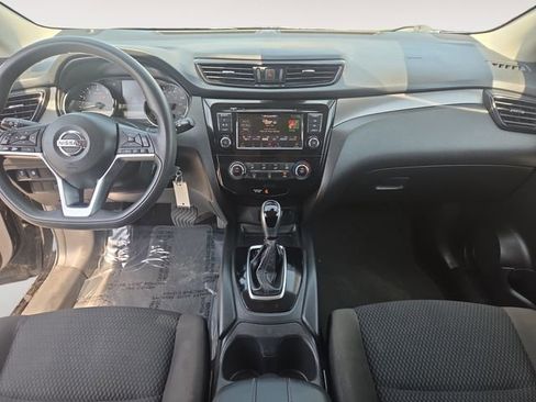 Used 2021 Nissan Rogue Sport S image 10