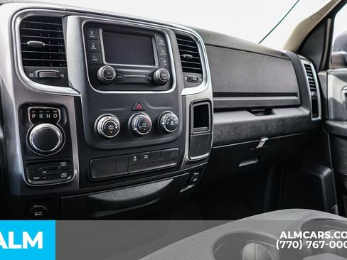 Used 2024 RAM 1500 Classic SLT AWD/4WD image 34