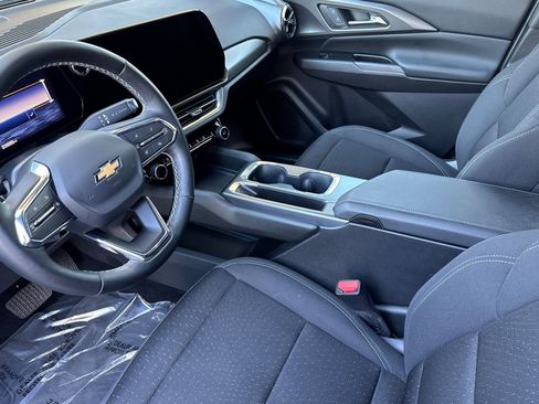 Used 2025 Chevrolet Equinox EV LT w/ Comfort Package AWD/4WD image 10
