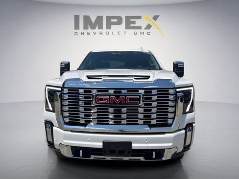 Used 2024 GMC Sierra 2500 Denali w/ Denali Reserve Package AWD/4WD image 8