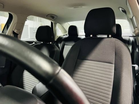 Used 2024 Volkswagen Jetta S image 3