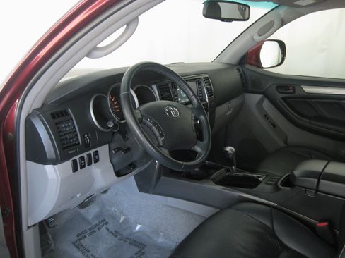 Used 2007 Toyota 4Runner Sport image 9