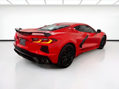 Used 2023 Chevrolet Corvette Stingray Preferred Cpe w/ Z51 Performance Package RWD image 4