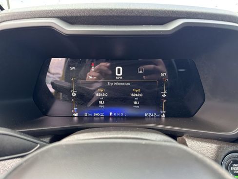 Used 2023 Chevrolet Colorado Trail Boss w/ Technology Package AWD/4WD image 15