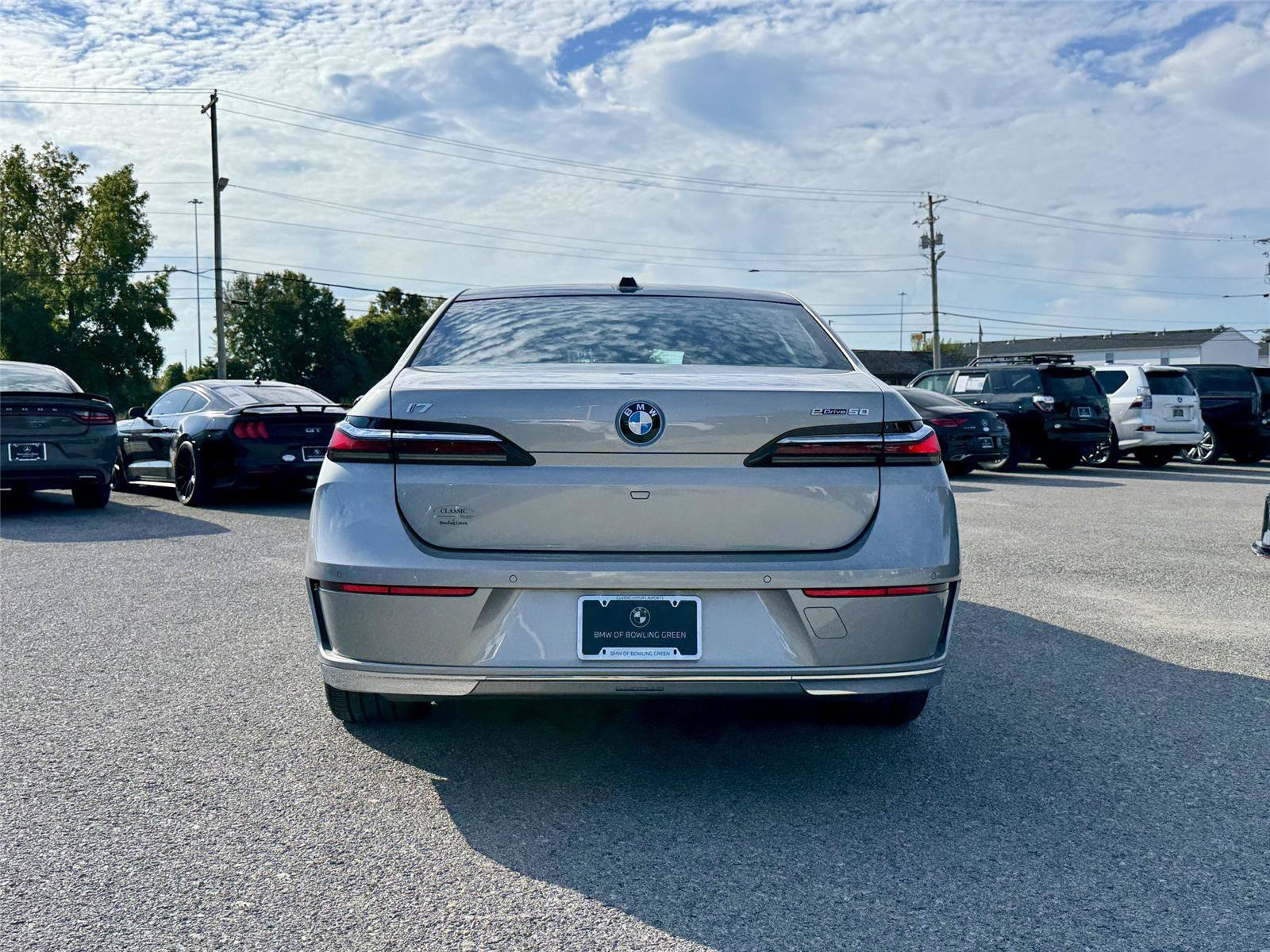 Used 2024 BMW i7 eDrive50 w/ Executive Package RWD image 6
