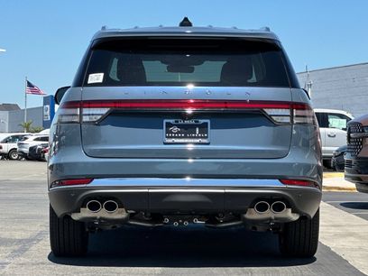 New 2026 Lincoln Aviator AWD