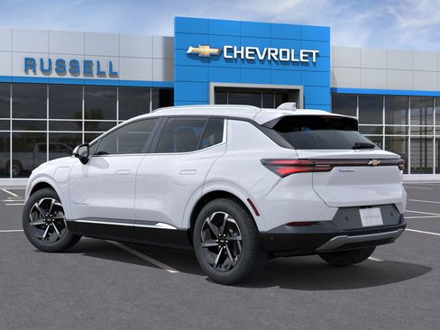 New 2025 Chevrolet Equinox EV LT image 27