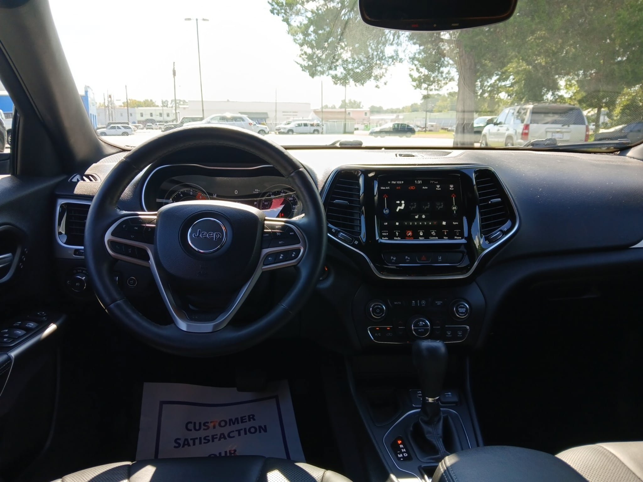 Used 2019 Jeep Cherokee High Altitude FWD image 7