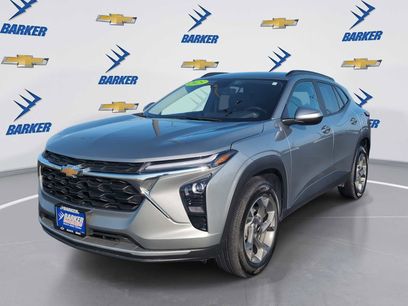 Used 2025 Chevrolet Trax LT w/ LT Convenience Package