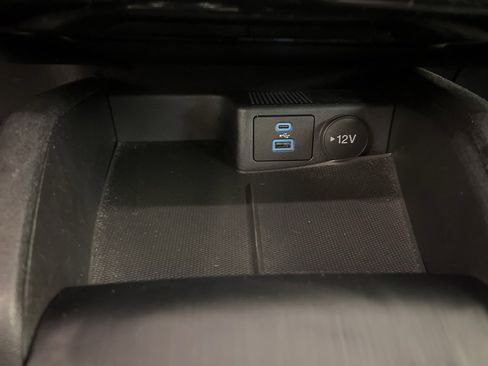 Certified 2022 Ford Escape S image 15