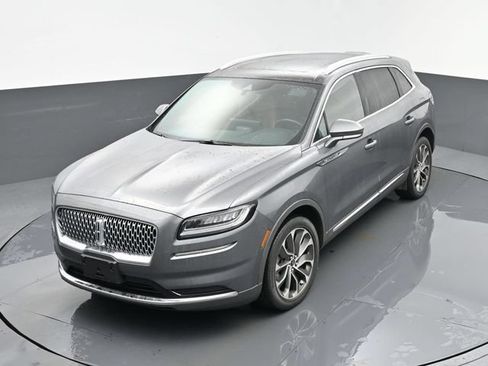 Used 2021 Lincoln Nautilus Reserve AWD/4WD image 24