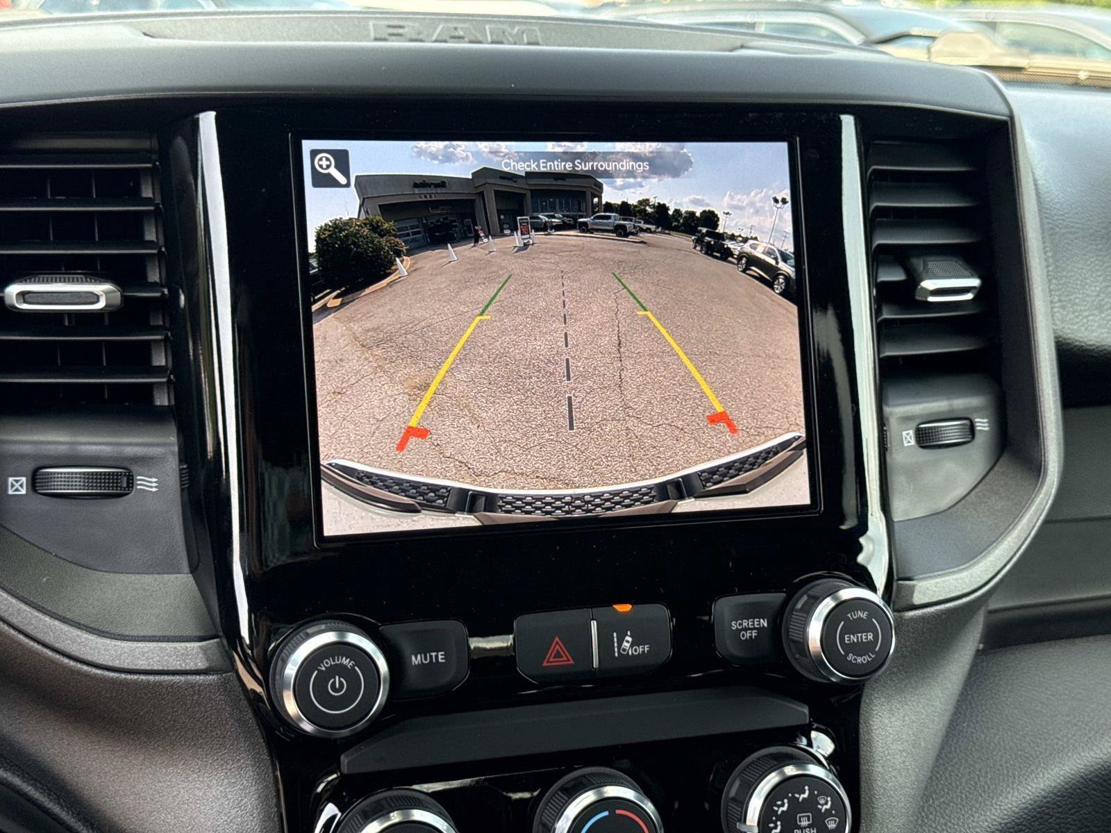 New 2026 RAM 1500 Express AWD/4WD image 24