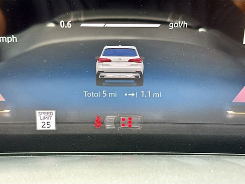 New 2026 BMW X5 sDrive40i w/ Climate Comfort Package image 9